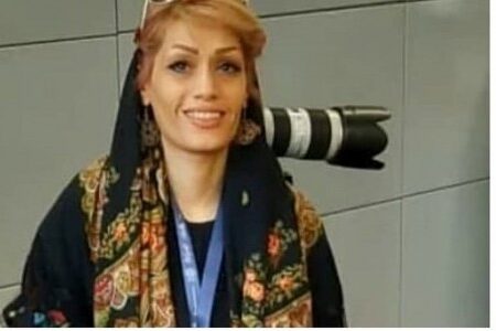 لادن خاقانی روزنامه‌نگارِ حوزه‌ی سینما و فرهنگ درگذشت