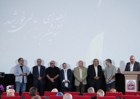 خود را مرهون سینمای مستند می‌دانم