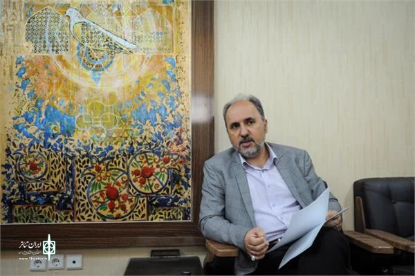 نشان ملی آموزش هنر با عنوان «سرو ایرانی» به منتخبان اهدا می‌شود