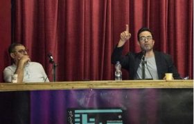 چرخش سیاست از اقتصاد به سمت هویت، بزرگترین تهدید دموکراسی است