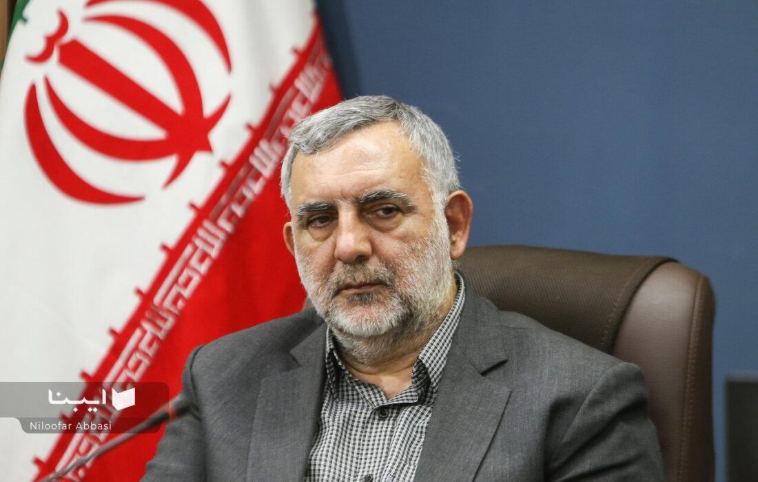 کاهش متراژ غرفه‌ها برای حضور تعداد بیشتر ناشران است