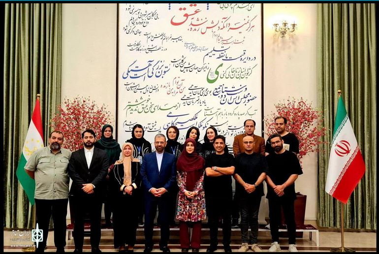 دیدار معاون امورهنری و هنرمندان بجنوردی با سفیر ایران در تاجیکستان